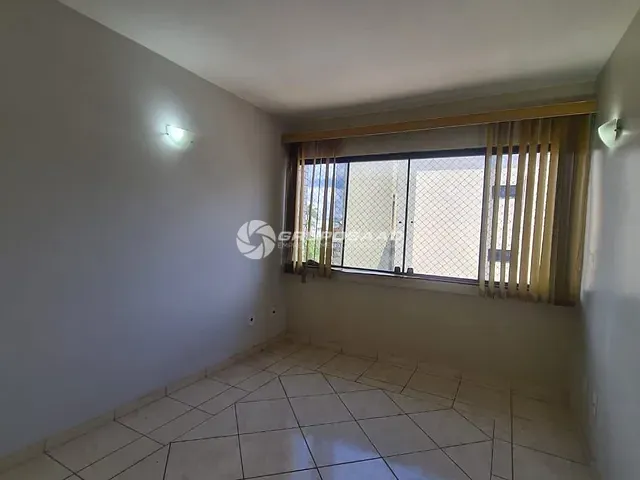 Apartamento 3 quartos e 1 banheiro, para alugar, no bairro Taguatinga Norte (Taguatinga) em Brasília