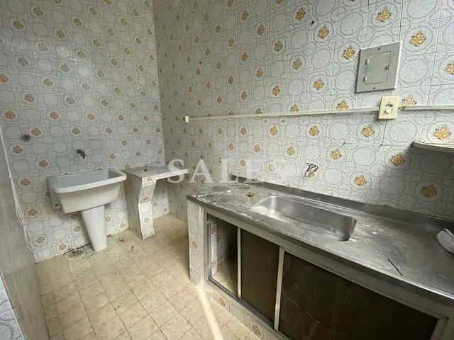 Apartamento com 72m² 3 quartos e 1 banheiro, para alugar, no bairro Centro em Juiz de Fora