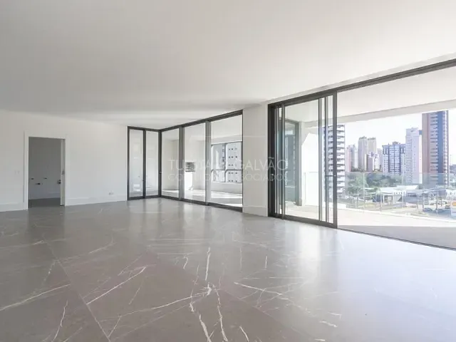 Apartamento com 227m² 3 quartos e 5 banheiros, à venda, no bairro Ecoville em Curitiba