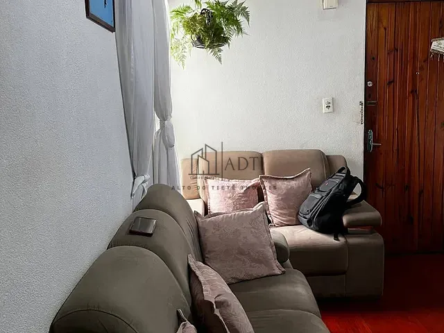Apartamento 2 quartos e 1 banheiro, à venda, no bairro Jardim Marica em Mogi das Cruzes