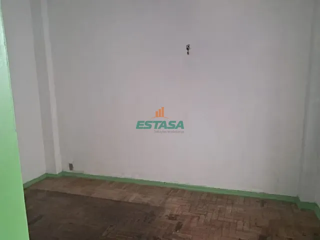 Apartamento 1 quarto e 1 banheiro, para alugar, no bairro Centro em Rio de Janeiro