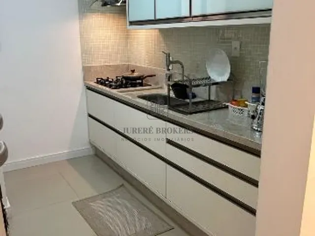 Apartamento 2 quartos e 1 banheiro, à venda, no bairro Jurerê Internacional em Florianópolis