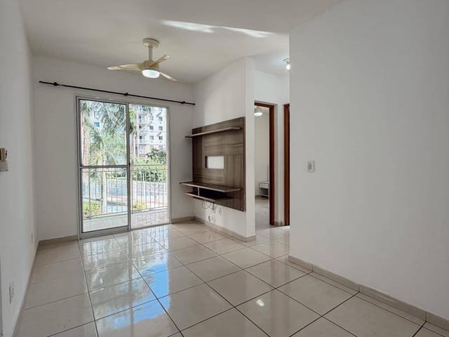 Apartamento 2 quartos e 1 banheiro, à venda, no bairro Morada de Laranjeiras em Serra