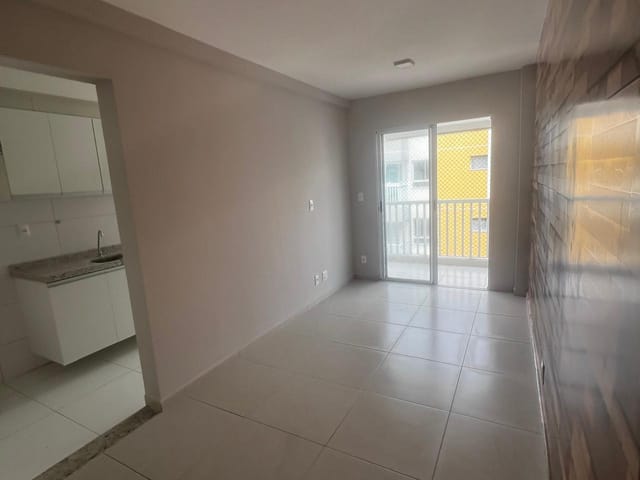 Apartamento 2 quartos e 2 banheiros, para alugar, no bairro Aruana em Aracaju