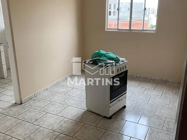Apartamento 1 quarto e 1 banheiro, para alugar, no bairro Jardim Santa Rosa em Taboão da Serra