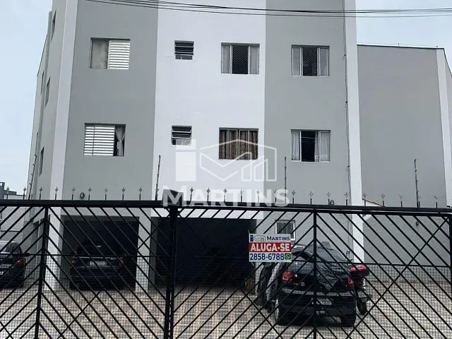 Apartamento 1 quarto e 1 banheiro, para alugar, no bairro Jardim Santa Rosa em Taboão da Serra