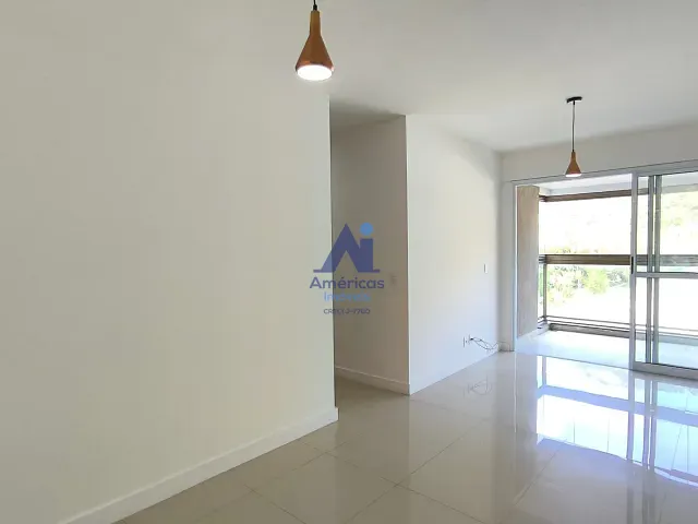 Apartamento 2 quartos e 2 banheiros, para alugar, no bairro Recreio dos Bandeirantes em Rio de Janeiro