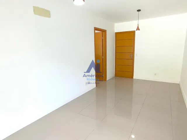 Apartamento 2 quartos e 2 banheiros, para alugar, no bairro Recreio dos Bandeirantes em Rio de Janeiro