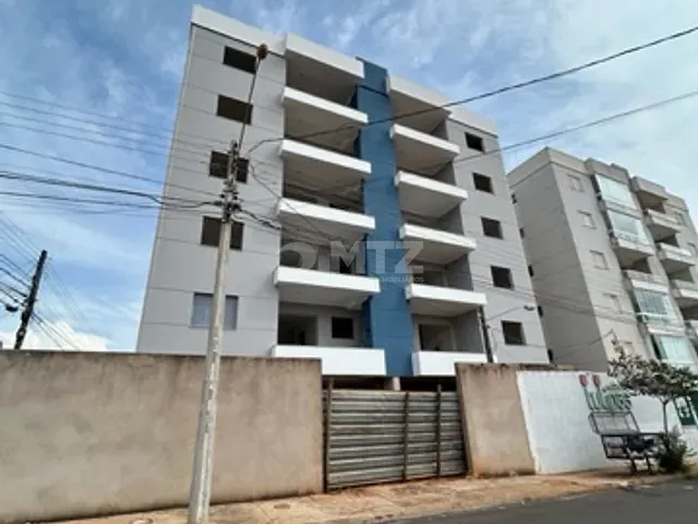 Apartamento com 73m² 2 quartos e 2 banheiros, à venda, no bairro Vila Carmelo em Botucatu
