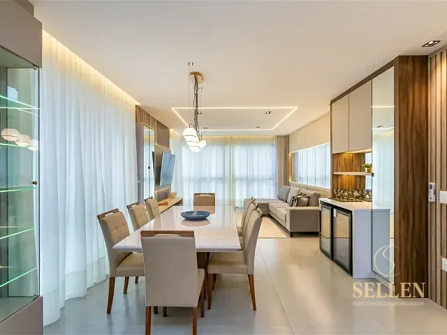 Apartamento com 239m² 3 quartos e 4 banheiros, à venda, no bairro Pioneiros em Balneário Camboriú