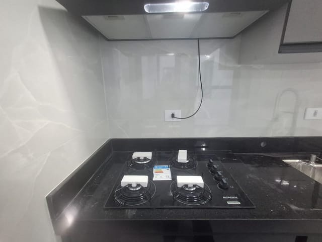 Apartamento 2 quartos e 2 banheiros, para alugar, no bairro Jardim Santo Alberto em Santo André