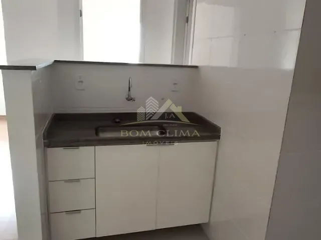 Apartamento 1 quarto e 1 banheiro, à venda, no bairro Nova Califórnia em Juiz de Fora
