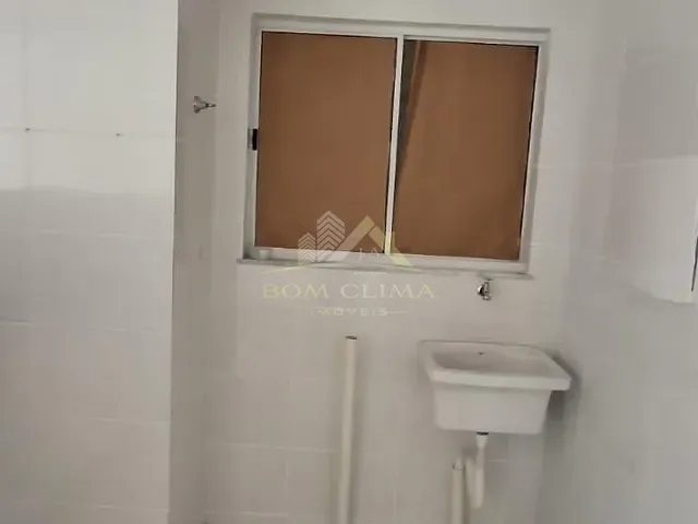 Apartamento 1 quarto e 1 banheiro, à venda, no bairro Nova Califórnia em Juiz de Fora