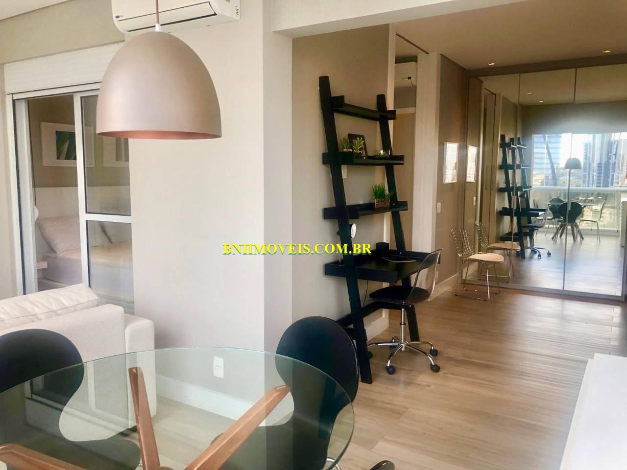 Apartamento, 1 quarto, 57 m² - Foto 2