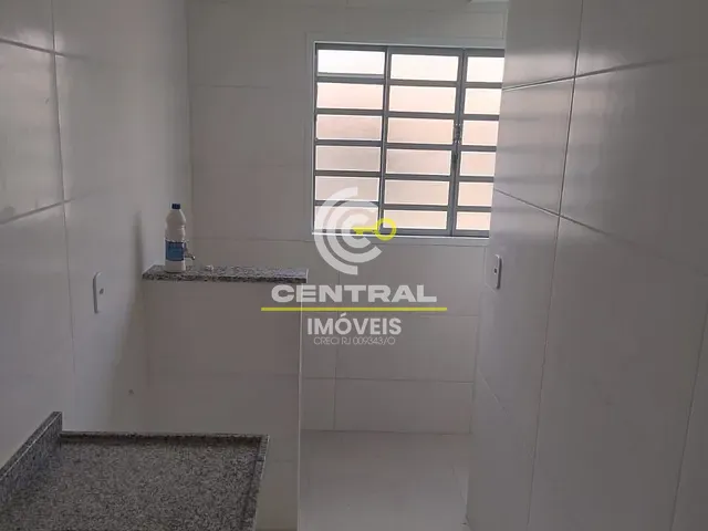 Apartamento 2 quartos e 1 banheiro, à venda, no bairro Venda das Pedras em Itaboraí