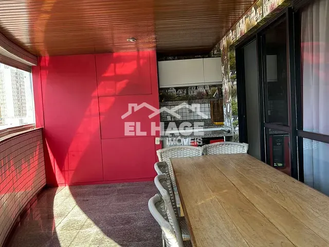 Apartamento com 200m² 4 quartos e 5 banheiros, à venda, no bairro Bosque da Saúde em Cuiabá