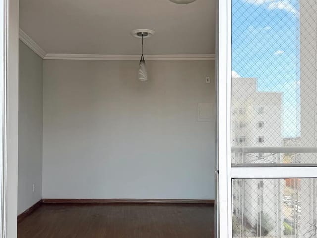 Apartamento 2 quartos e 1 banheiro, à venda, no bairro Colina de Laranjeiras em Serra