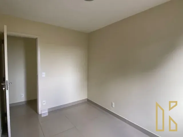 Apartamento 3 quartos e 2 banheiros, à venda, no bairro Vila Yara em Londrina