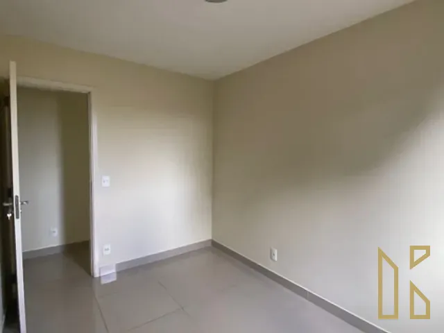 Apartamento 3 quartos e 2 banheiros, à venda, no bairro Vila Yara em Londrina