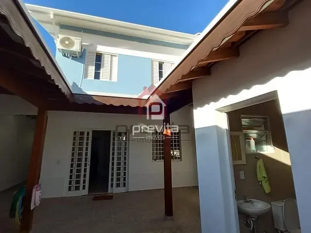 Casa com 140m² 3 quartos e 3 banheiros, à venda, no bairro Parque São Cristóvão em Taubaté