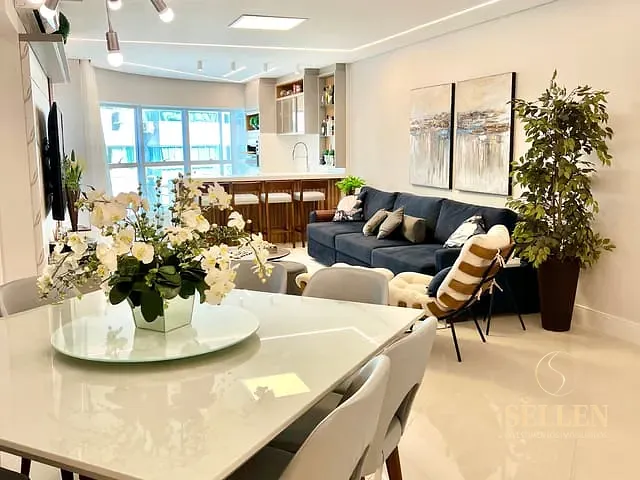 Apartamento 4 quartos e 4 banheiros, à venda, no bairro Pioneiros em Balneário Camboriú