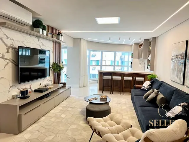 Apartamento 4 quartos e 4 banheiros, à venda, no bairro Pioneiros em Balneário Camboriú