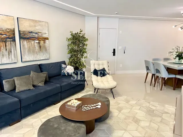 Apartamento 4 quartos e 4 banheiros, à venda, no bairro Pioneiros em Balneário Camboriú