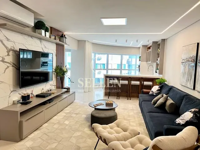 Apartamento 4 quartos e 4 banheiros, à venda, no bairro Pioneiros em Balneário Camboriú