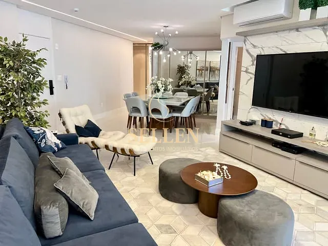 Apartamento 4 quartos e 4 banheiros, à venda, no bairro Pioneiros em Balneário Camboriú