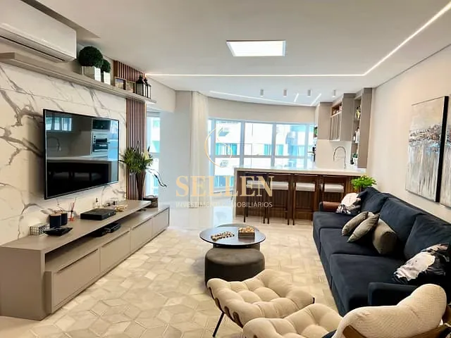 Apartamento 4 quartos e 4 banheiros, à venda, no bairro Pioneiros em Balneário Camboriú