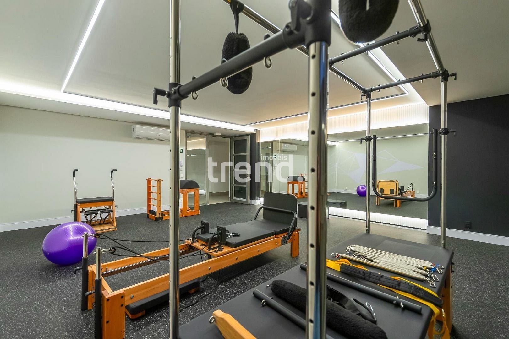 Apartamento para alugar com 2 quartos, 115m² - Foto 18