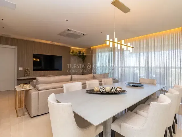 Apartamento com 160m² 3 quartos e 4 banheiros, à venda, no bairro Campo Comprido em Curitiba