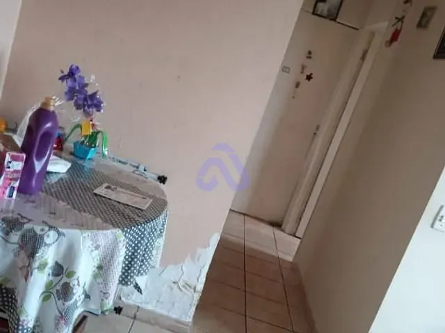 Apartamento 2 quartos e 1 banheiro, à venda, no bairro Jardim Santa Terezinha em São Paulo