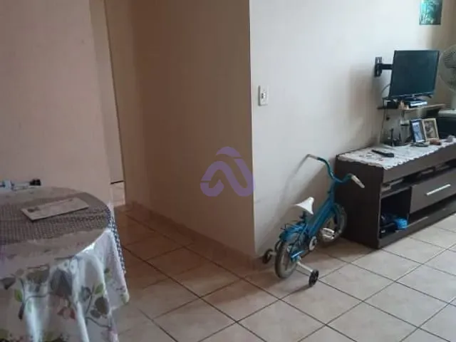 Apartamento 2 quartos e 1 banheiro, à venda, no bairro Jardim Santa Terezinha em São Paulo