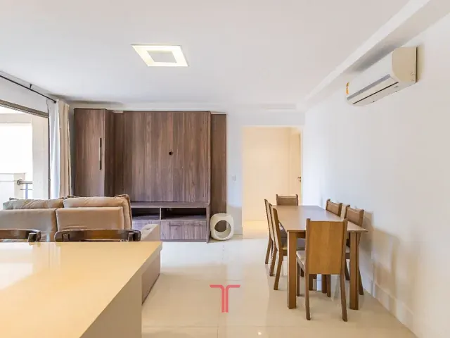 Apartamento com 127m² 2 quartos e 3 banheiros, à venda, no bairro Batel em Curitiba