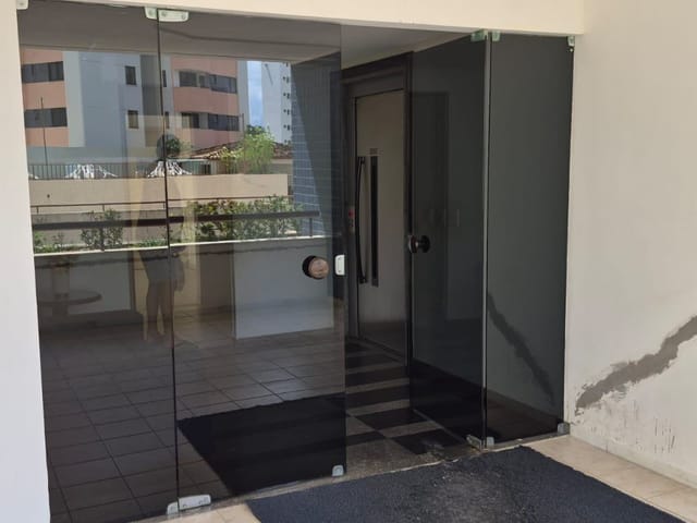Apartamento 2 quartos e 3 banheiros, à venda, no bairro Imbuí em Salvador