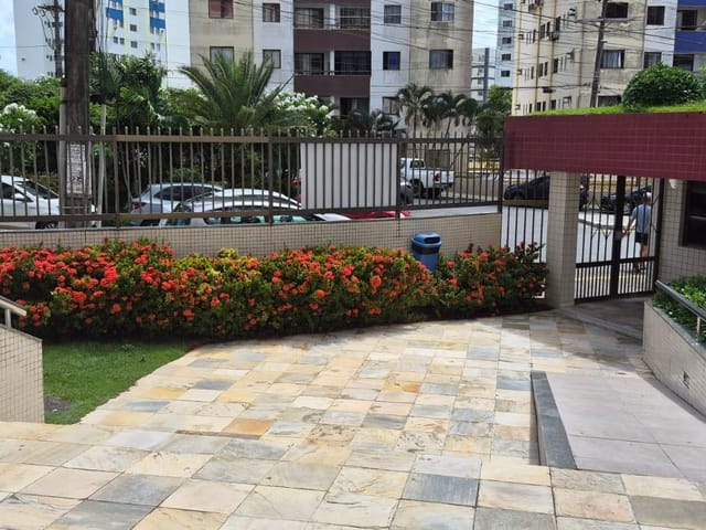 Apartamento 2 quartos e 3 banheiros, à venda, no bairro Imbuí em Salvador