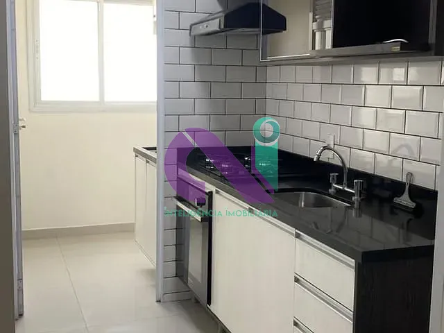 Apartamento 2 quartos e 2 banheiros, para alugar, no bairro Vila Barros em Barueri