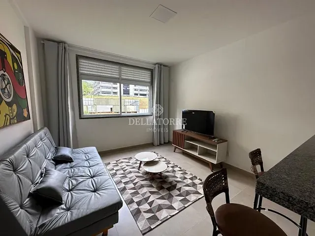 Apartamento 1 quarto e 1 banheiro, à venda, no bairro Alto em Teresópolis