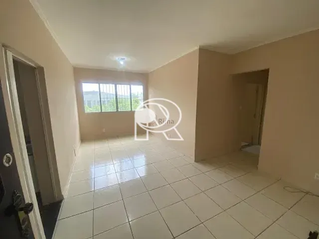 Apartamento 2 quartos e 2 banheiros, para alugar, no bairro Centro em Registro