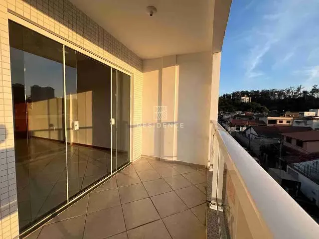 Apartamento 2 quartos e 1 banheiro, à venda, no bairro Sessenta em Volta Redonda
