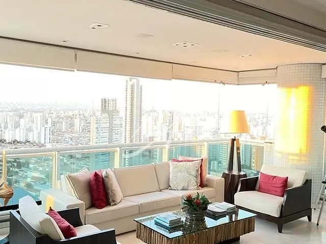 Apartamento com 335m² 4 quartos e 6 banheiros, à venda, no bairro Vila Regente Feijó em São Paulo