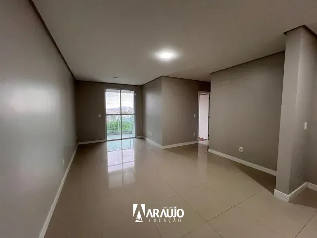 Apartamento 2 quartos e 1 banheiro, para alugar, no bairro São João em Itajaí
