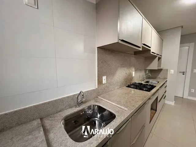 Apartamento 2 quartos e 1 banheiro, para alugar, no bairro São João em Itajaí