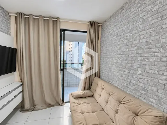 Apartamento 2 quartos e 2 banheiros, para alugar, no bairro Casa Forte em Recife