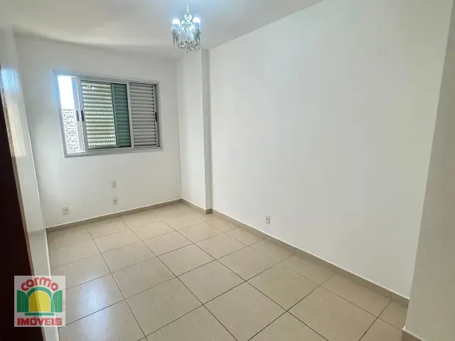 Apartamento 3 quartos e 3 banheiros, à venda, no bairro Jundiaí em Anápolis
