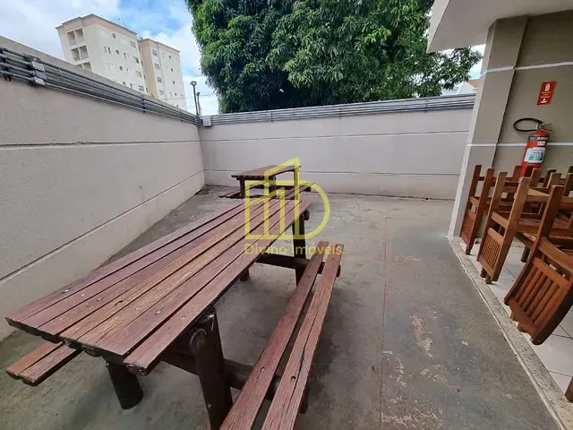 Apartamento 2 quartos e 1 banheiro, para alugar, no bairro Jardim São Carlos em Sorocaba