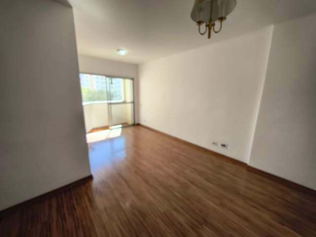 Apartamento com 118m² 3 quartos e 1 banheiro, para alugar, no bairro Saúde em São Paulo