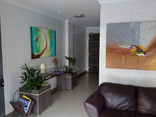 Apartamento 3 quartos e 3 banheiros, à venda ou para alugar, no bairro Pituba em Salvador