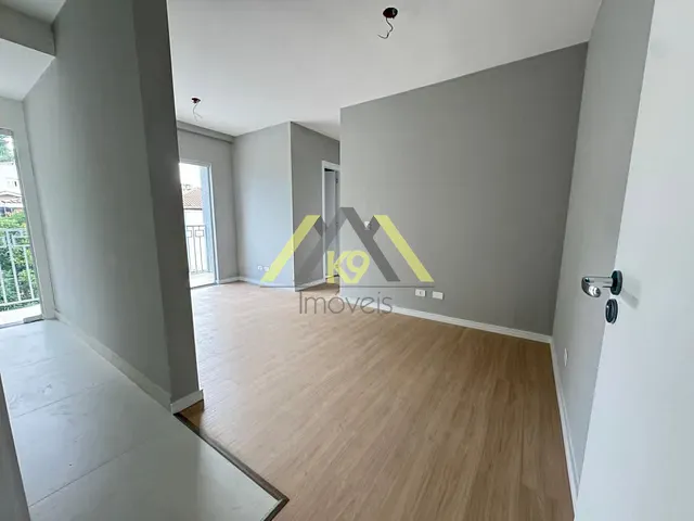 Apartamento 2 quartos e 1 banheiro, à venda, no bairro Colônia Antônio Prado em Almirante Tamandaré